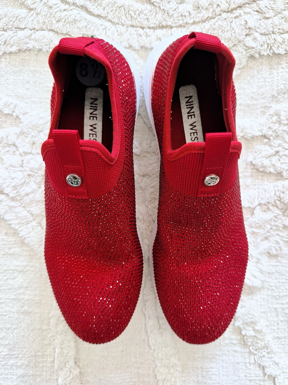 Nine West Red Rhinestone Knit Slip On Sneakers Women’s 8.5 EUC